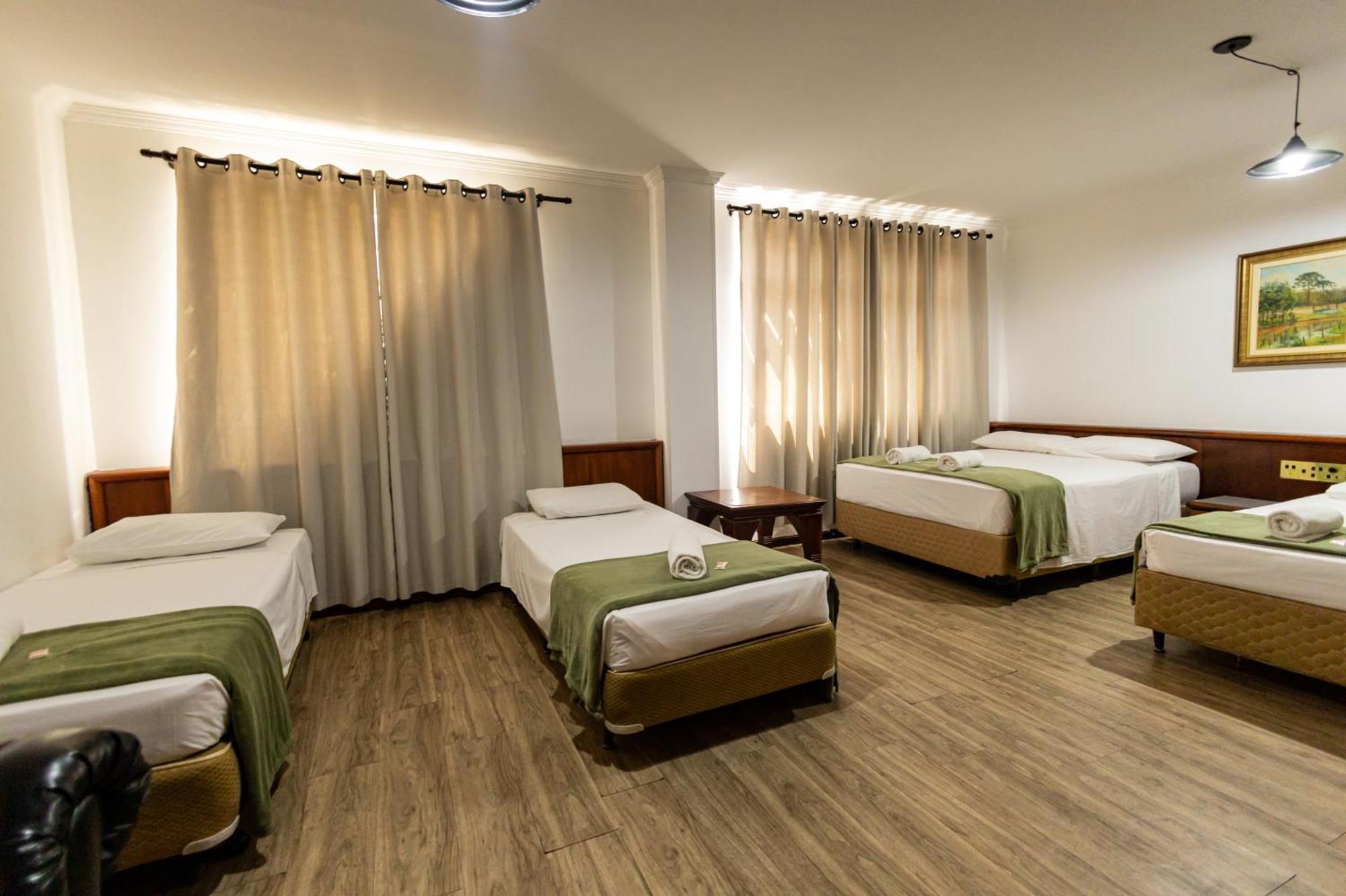 Hotel Golden Star Curitiba Exterior photo